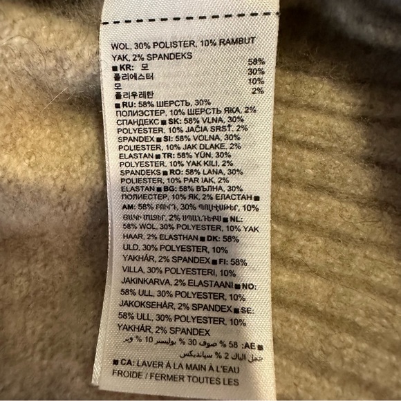 BANANA REPUBLIC CROPPED HOODIE PULLOVER BEIGE SWEATER. SIZE (S) - Picture 14 of 14